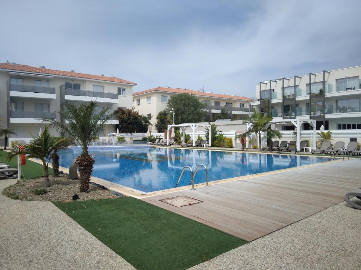 Sweet Retreat Lägenhet Paralimni Exteriör bild